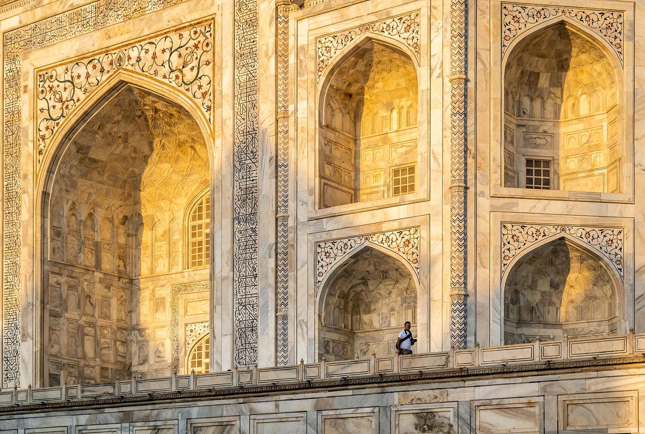 Agra Beyond the Taj Mahal: The Best Food, Markets, and Hidden Corners of the City